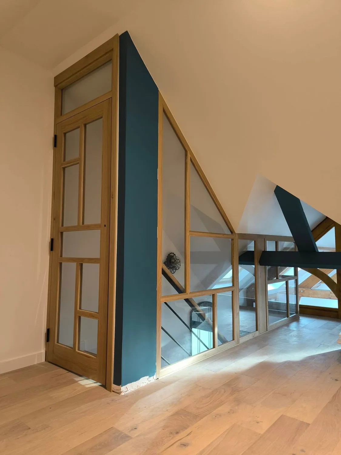 fenetre en bois sur mesure saint lunaire